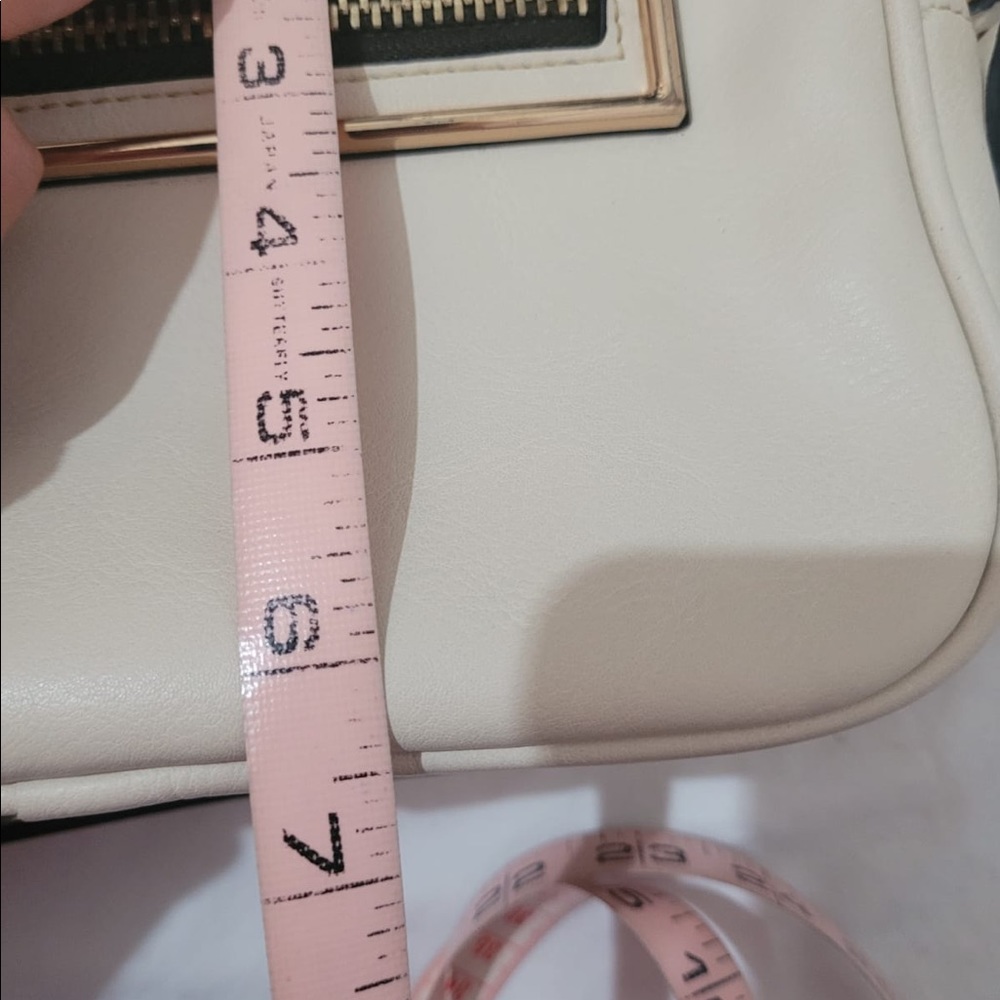 Ivory Call It Spring Purse - Picture 3 of 13